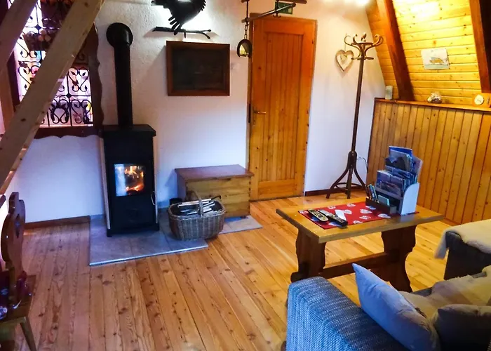 Wooden بيت للعطل جيسينيس