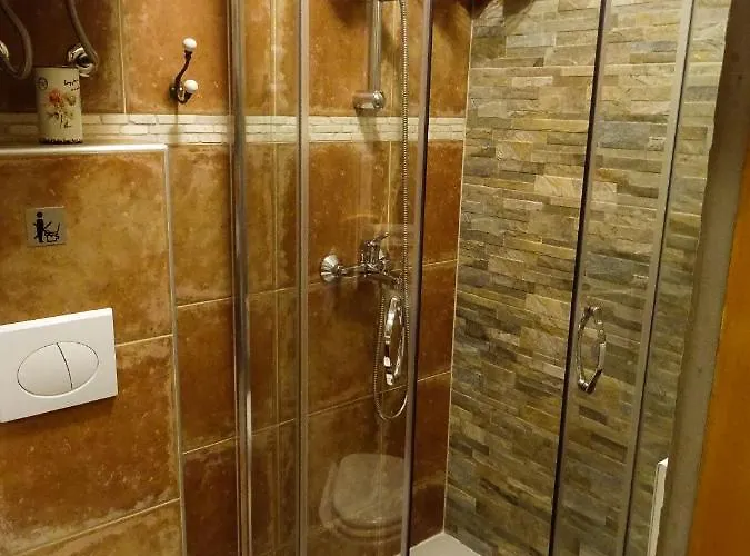 بيت للعطل Wooden